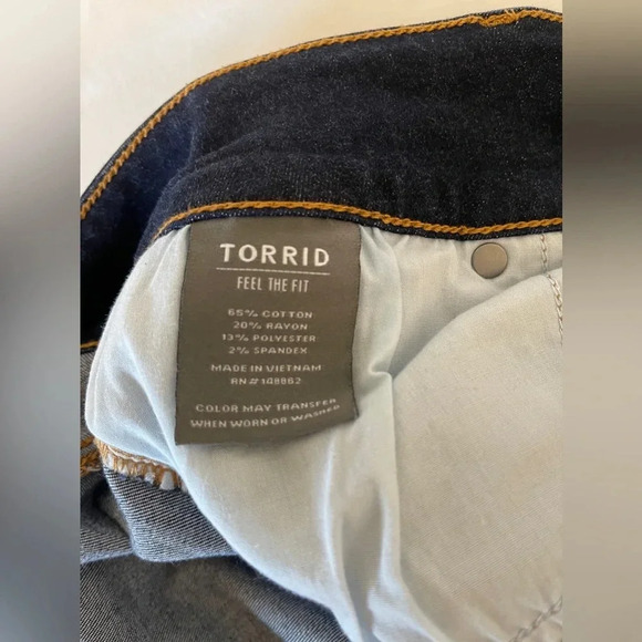 Torrid 16R Jegging Skinny Super Soft High-Rise Jean - Picture 5 of 5